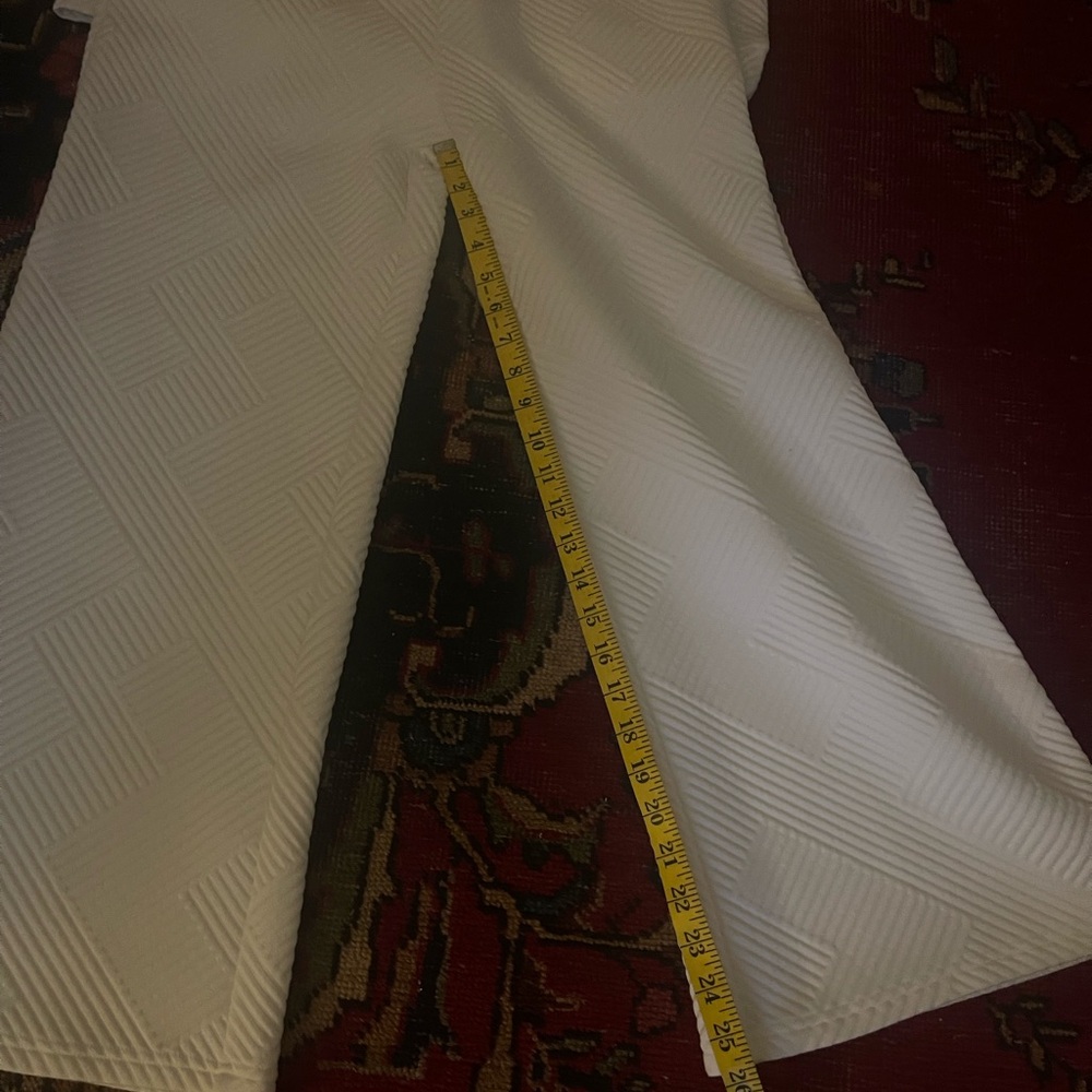 Chic White Two Piece outfit Women's Flare Crop Pants size Medium - Picture 5 of 10